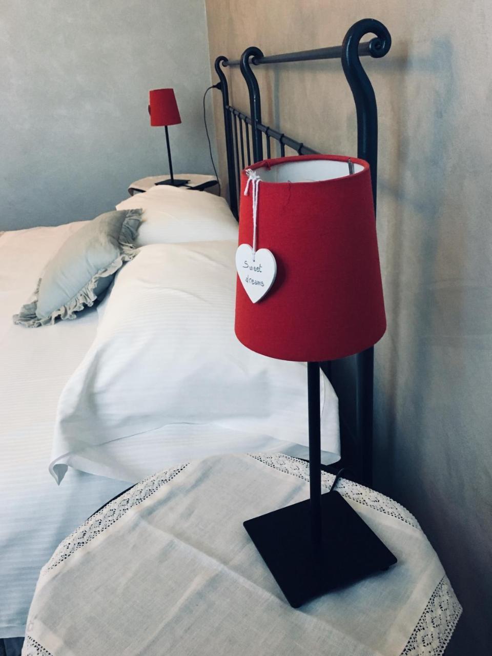 Bed and breakfast Casa Chiara 2*
